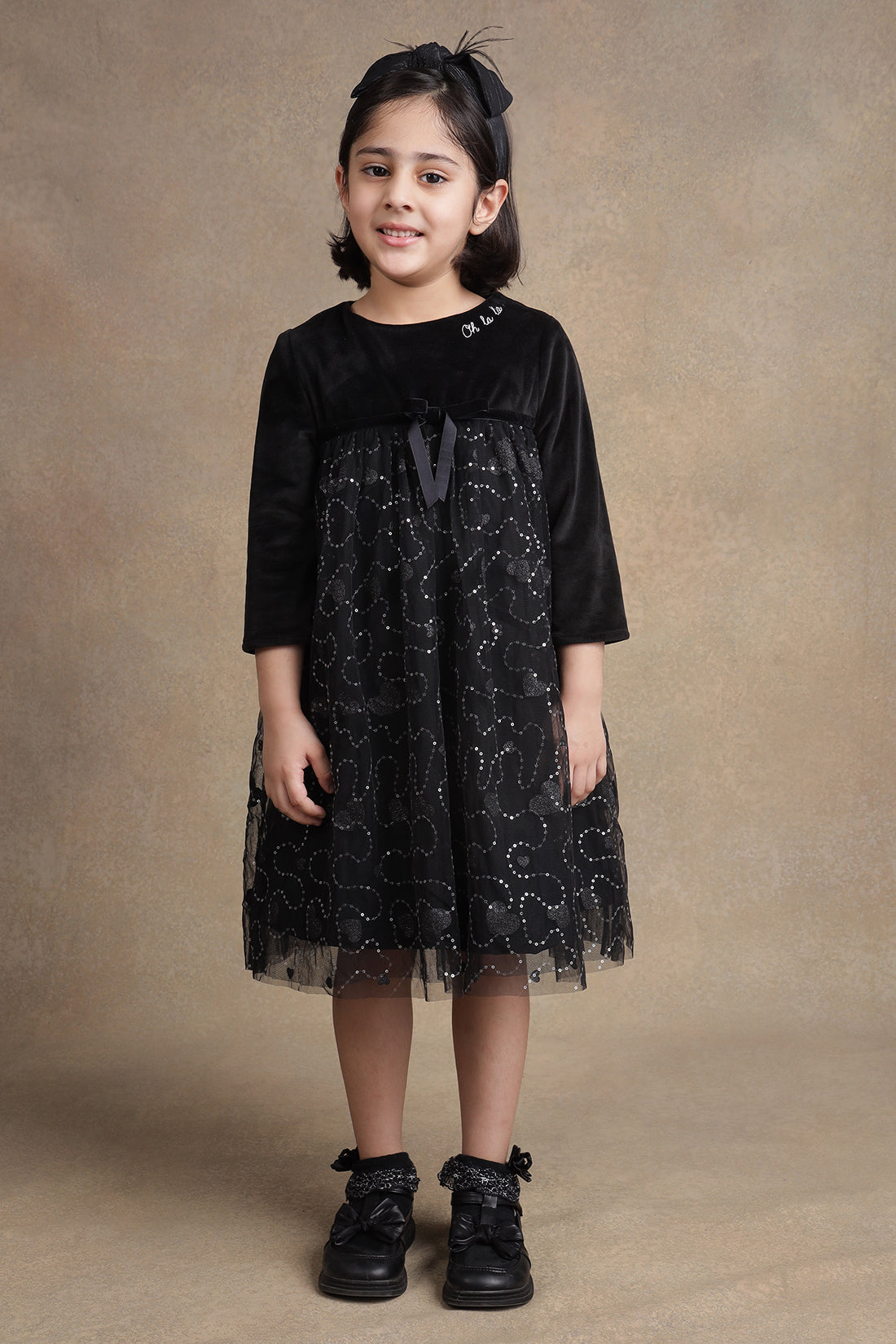 One Friday Kids Girls Black Glitter Heart W Sequence Dress