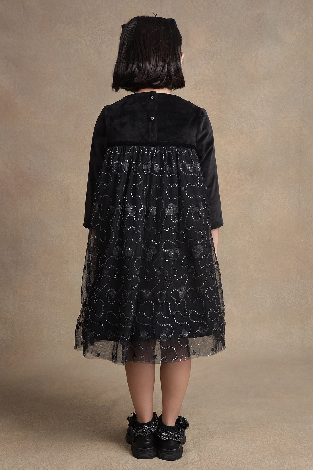 One Friday Kids Girls Black Glitter Heart W Sequence Dress