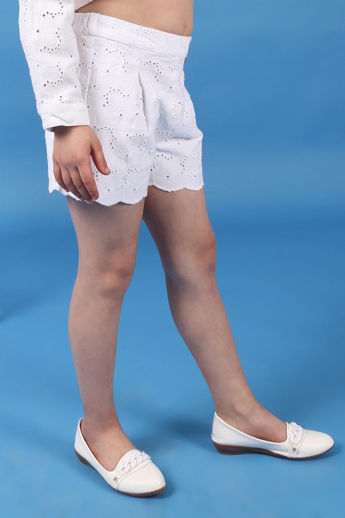 One Friday Kids Girls 100% cotton white schiffli shorts with bow and scalloped hemline - One Friday World