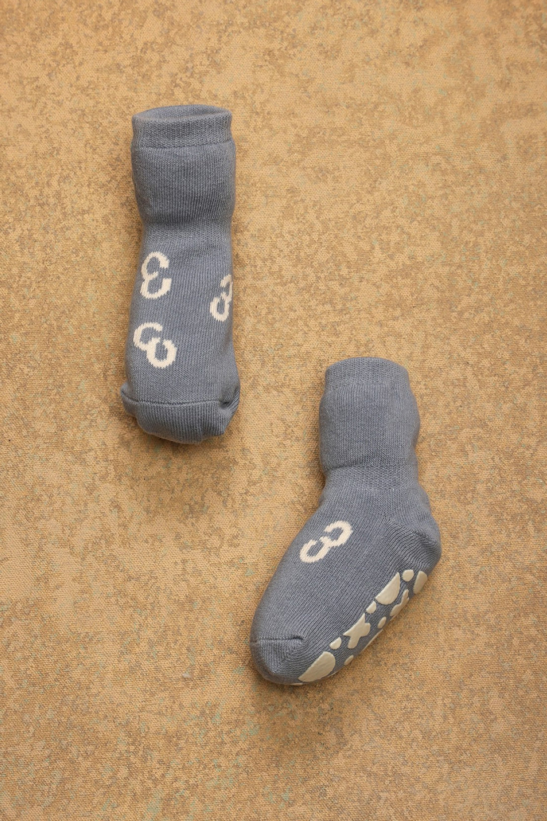 One Friday Grey Knitted Solid Socks